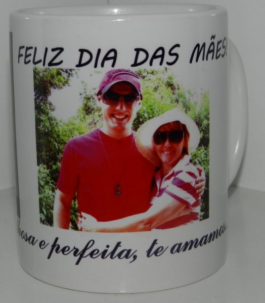 Caneca Branca em Porcelana