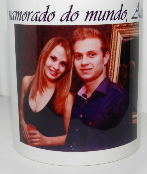 Caneca Branca em Porcelana